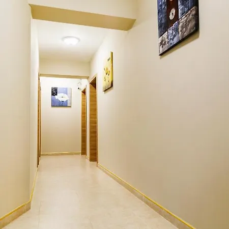 Family - Hotel Yambol